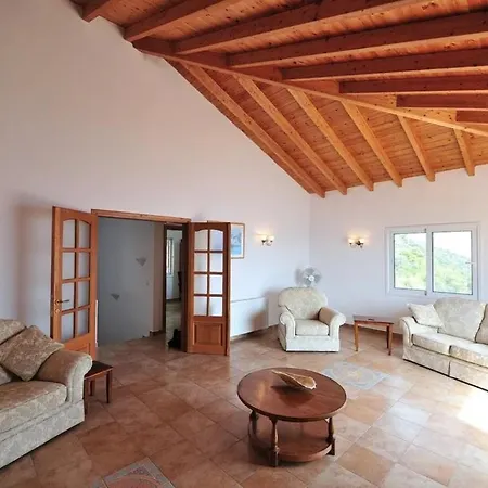Nyaraló With Total Privacy In